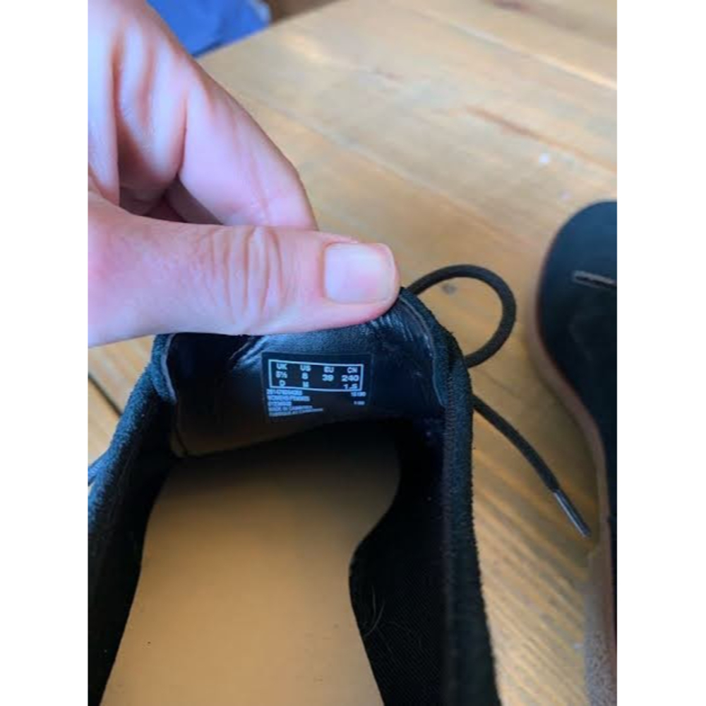 Women's Clarks black leather oxfords Size 8 - Picture 5 of 5